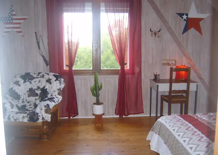 Séjour chez l'habitant 3 Spacieuses Du Grès Rouge