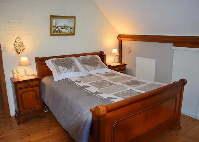 Séjour chez l'habitant 3 Spacieuses Du Grès Rouge Beauval